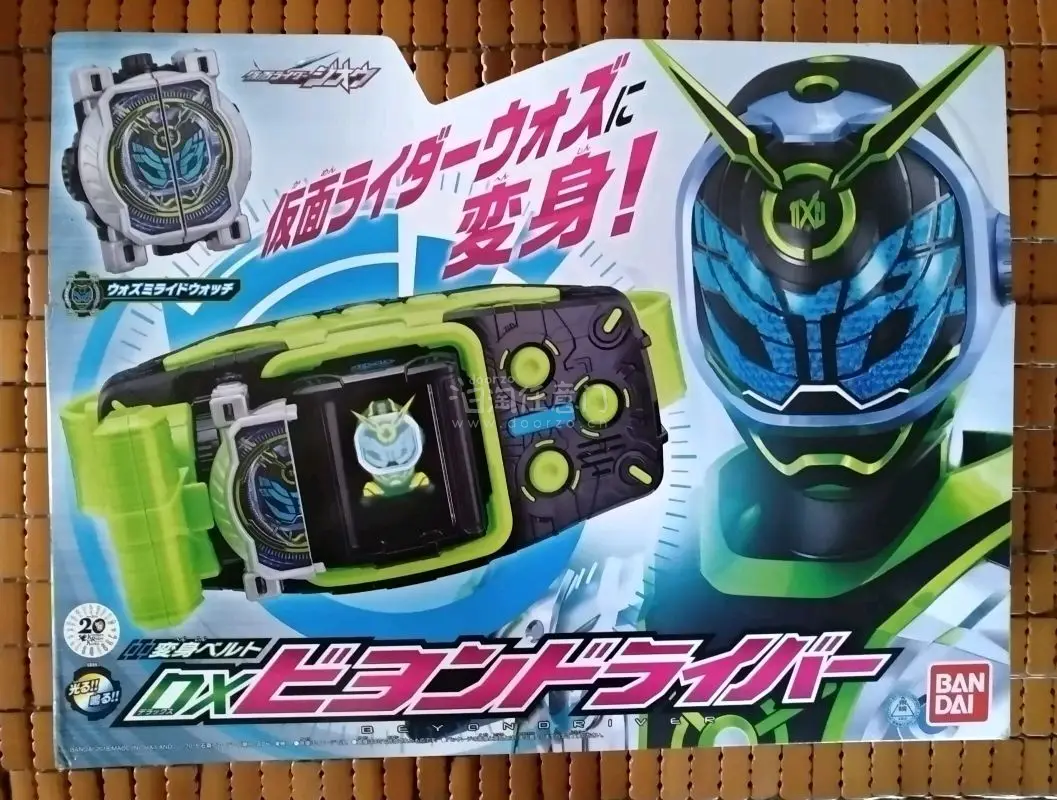 这次依旧是参加拍卖好价蹲到的，直接以拍卖底价购入假面骑士时王三骑woz的全新dx腰带，时王已经过去八年这腰带现在很少见有全新的了。