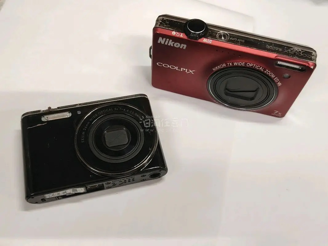 在挖煤姬到宝了！春日踏春的拍照快乐，是挖煤姬淘来的两台CCD给的！ 今年春天的出行，我带了两台从挖煤姬淘来的老相机——尼康S6000和卡西欧JE10，简直是为春日量身定做的宝藏单品！
  尼康S6000：氛围感复古担当 这台1420万像素的CCD卡片机，自带4倍光学...