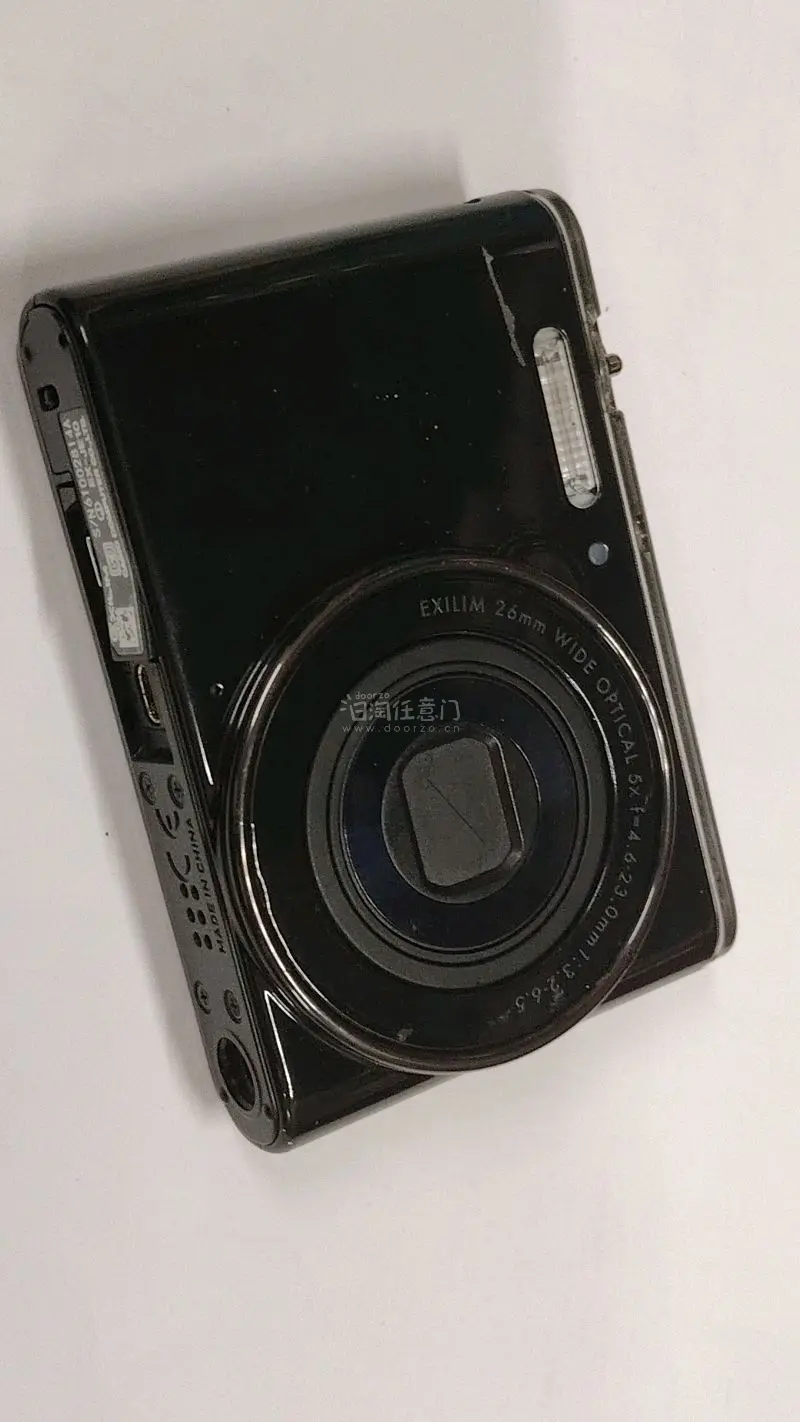 在挖煤姬到宝了！春日踏春的拍照快乐，是挖煤姬淘来的两台CCD给的！ 今年春天的出行，我带了两台从挖煤姬淘来的老相机——尼康S6000和卡西欧JE10，简直是为春日量身定做的宝藏单品！
  尼康S6000：氛围感复古担当 这台1420万像素的CCD卡片机，自带4倍光学...