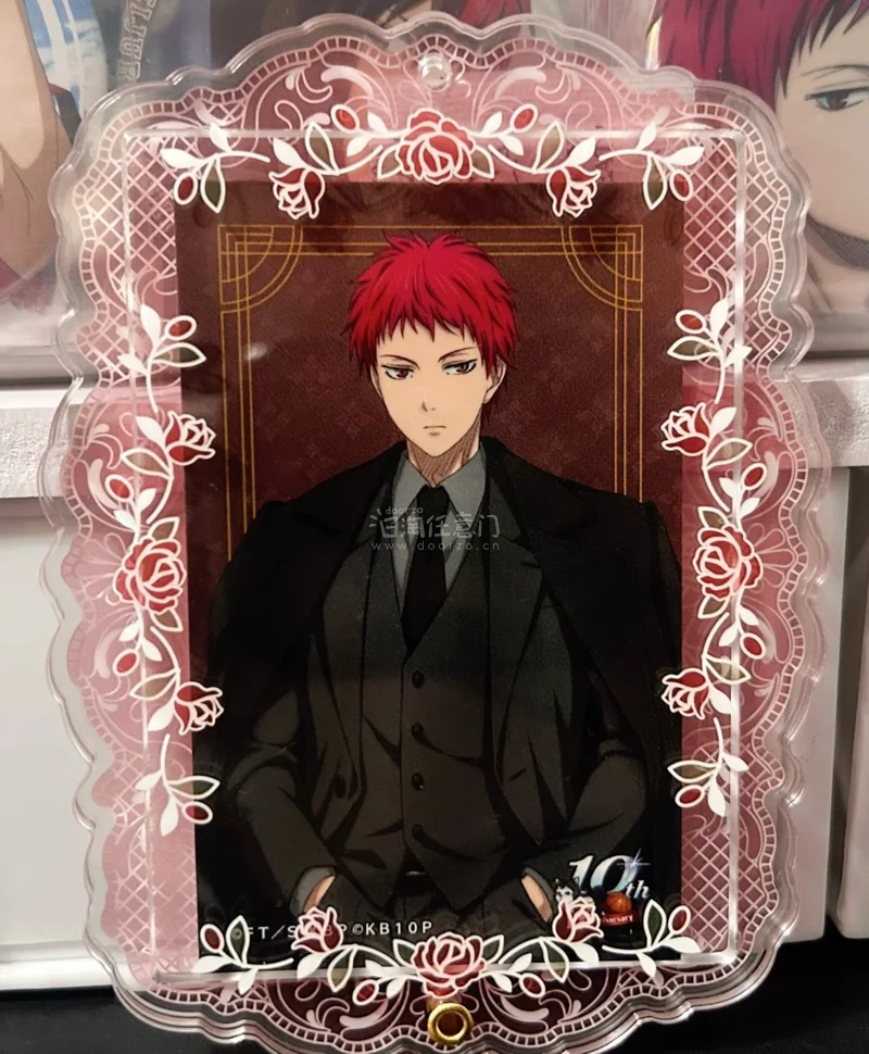 貌美的赤司小卡复数我吃吃吃，换了不同风格的谷美，正好看，果然谷美就是谷美，这个和国吧唧可谓是初入坑的梦情，终于在挖煤机吃到啦