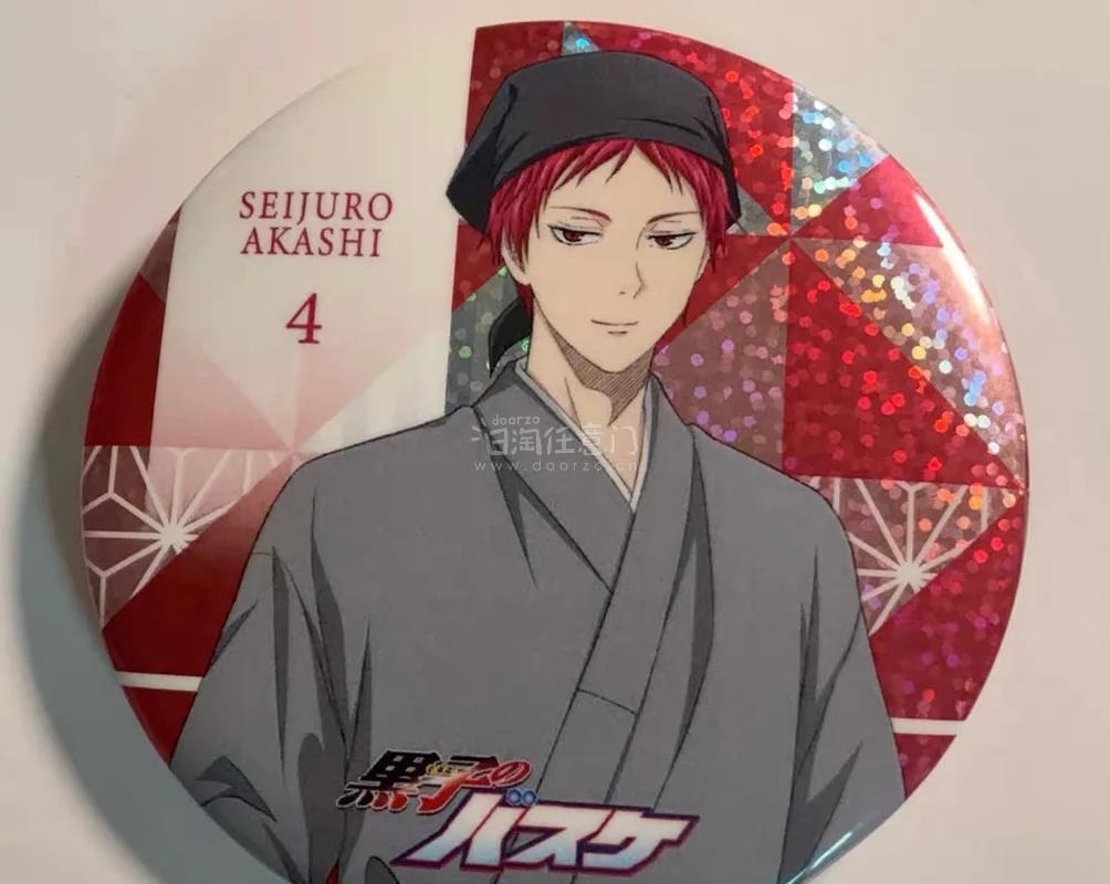 貌美的赤司小卡复数我吃吃吃，换了不同风格的谷美，正好看，果然谷美就是谷美，这个和国吧唧可谓是初入坑的梦情，终于在挖煤机吃到啦