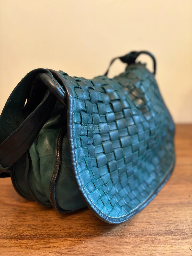 一大箱，四件宝贝都非常满意，如实描述，实物一致，非常好，所以是让人非常放心且愉快地购物体验，目前保持每月一箱的节奏！