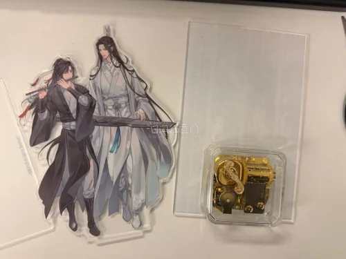 挖煤姬上的骏河屋店铺线上切谷子很方便，代切几乎是实时的，骏河屋发货时间大概3-4天，不着急的话时效还可以，发货后大概1-2天就到库了。这次切的GIVEN亚克力挂件是全新的！而且比定价便宜！捡到漏了～开心！物流包装也很严实，好评！