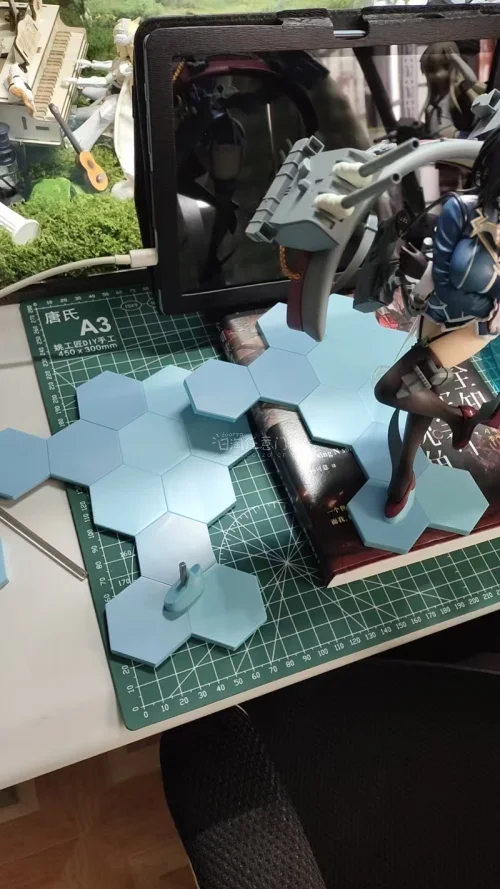 舰娘cp配对成功，爱岩和高雄终于合体在一起了。单独摆也好看，两个一起更大于1+1的效果。卖家还多送一个地盘，两个底盘还能合体放一起。