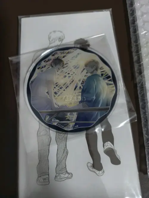 包装非常非常的实在，填充物基本塞满了大箱子，因此很好地保护了商品，每一个商品确实也是单独包装，到手里有都没有出瑕，很好??