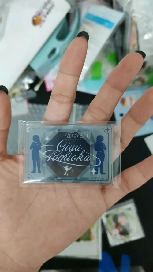 酒保义勇的柄图还是太权威了，可惜限购太严重 不如直接切煤爽吃小set，挂件还是太萌了时尚小垃圾摄入中