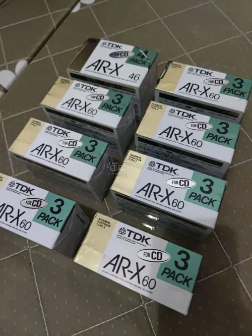 TDK AR-X磁带，一直都想买这款磁带这次终于拿下了，25盘，包装没有问题封贴也没有损坏，嘎嘎新TDK AR-X