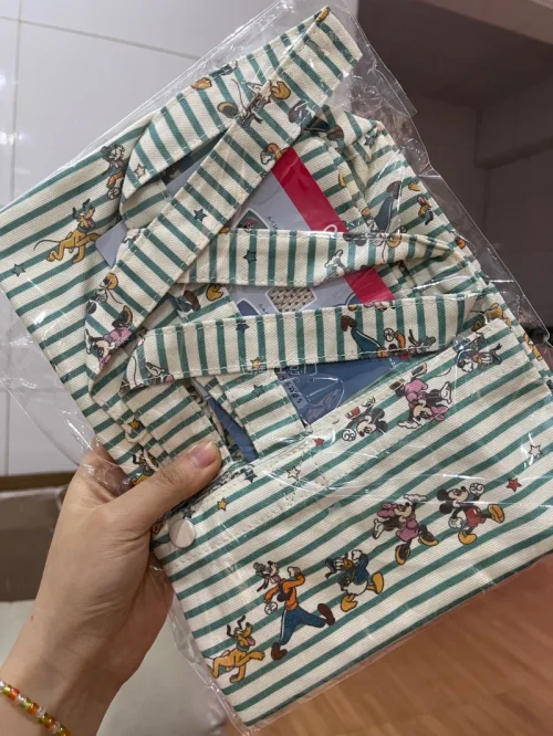 这次依然是毫无意外地到了一些米奇的周边，甚至有一些绝版的孤品，成色和价格都非常美丽，物流一如既往地快速，坐等下一箱