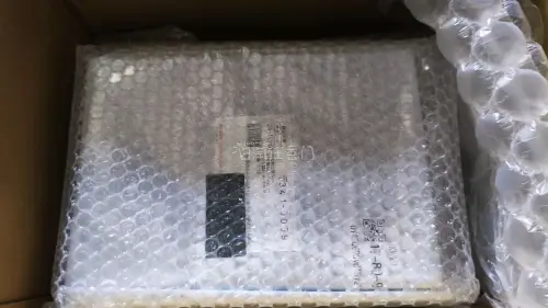 本来以为海运会很慢，但是半个月就送到了实在出乎所料。挖煤姬很好用，除了买商品合单交运费其他都不用自己操作。快递包装的非常用心，纸箱很硬里面还加了气泡垫保护的非常好。运的是书四角保护的都很好，非常开心。还在挖煤姬继续淘咯耶