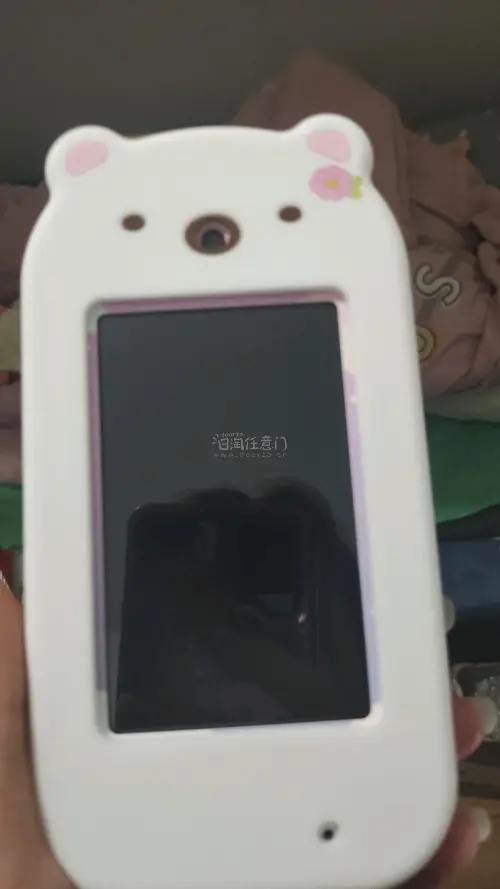 在骏河屋淘到的角落生物手机，说是中古，到手基本上和全新没差，实物颜值超高，画面清晰，玩法丰富。包装也是完好无破损，而且还蛮方便的，整体购物体验特别好，非常满意这次的入手～
