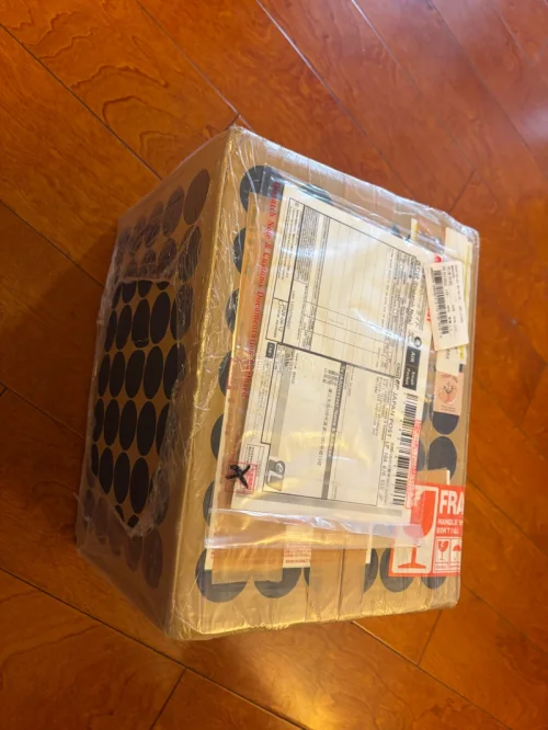 这次是买了龙珠一番赏 奇妙幻想的最终赏 童年时期的筋斗云小悟空和琪琪 真的是太可爱了 打包很棒， 还有好多小赏 的好喜欢