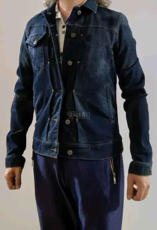 又入四件MFG单品，重工复杂拼接工装裤很多年前就看到过，一代神裤名不虚传，高品质设计原汁原味。灯芯绒背带裤也是少见单品，米白色很耐看，上身不错。夹克面料柔然舒适，版型也喜欢。牛仔工装裤性价比也不错。总体性价比很高，谢谢挖煤姬，继续淘货。