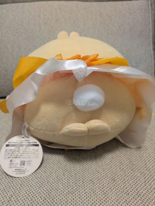 用任意门很多年了，海淘购物非常方便。虽然等待了几周，但玩偶完好无损到达了。打开包裹的瞬间，乌萨奇的柔软触感和呆萌表情瞬间治愈了我。总之，为热爱耐心等待，绝对值得。