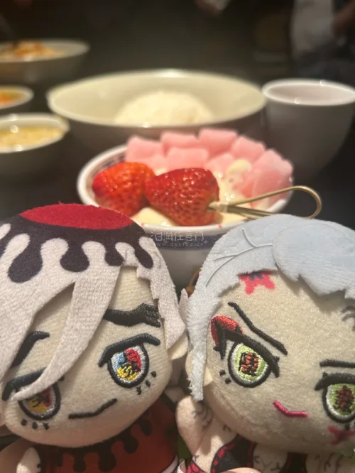 本次购物体验极佳，商品质量超出预期，包装严实无破损。发货速度快，物流配送及时，客服态度温和耐心，整体性价比很高，回购意愿强烈。