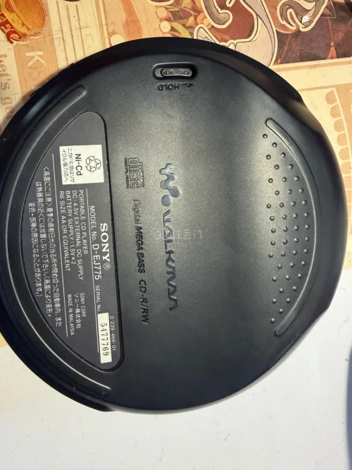 全新未使用的SONY D-EJ775，白色机身真的好戳我，谁能拒绝一台能正常使用的walkman啊?挖煤姬无论是售前咨询还是售后跟进，都做得无可挑剔。真心推荐给大家！必须为这次的购物打call！物流信息实时可查，商品到手完好无损，使用效果棒极了，期待下次购物！#日淘...全新未使用的SONY D-EJ775，白色机身真的好戳我，谁能拒绝一台能正常使用的walkman啊?挖煤姬无论是售前咨询还是售后跟进，都做得无可挑剔。真心推荐给大家！必须为这次的购物打call！物流信息实时可查，商品到手完好无损，使用效果