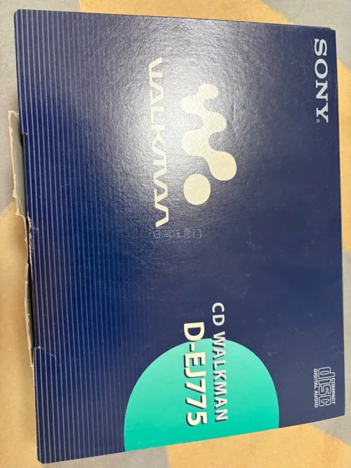 全新未使用的SONY D-EJ775，白色机身真的好戳我，谁能拒绝一台能正常使用的walkman啊?挖煤姬无论是售前咨询还是售后跟进，都做得无可挑剔。真心推荐给大家！必须为这次的购物打call！物流信息实时可查，商品到手完好无损，使用效果棒极了，期待下次购物！#日淘...全新未使用的SONY D-EJ775，白色机身真的好戳我，谁能拒绝一台能正常使用的walkman啊?挖煤姬无论是售前咨询还是售后跟进，都做得无可挑剔。真心推荐给大家！必须为这次的购物打call！物流信息实时可查，商品到手完好无损，使用效果