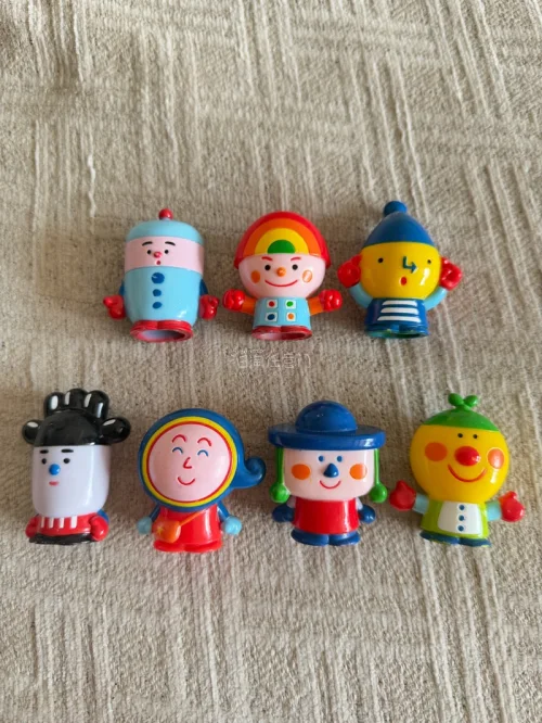 物流神速，包装严实，毛绒玩具完好无损！价格比国内便宜一半，10天就到手，简直是海淘神器！客服响应快，体验满分，强烈推荐给二次元小伙伴～