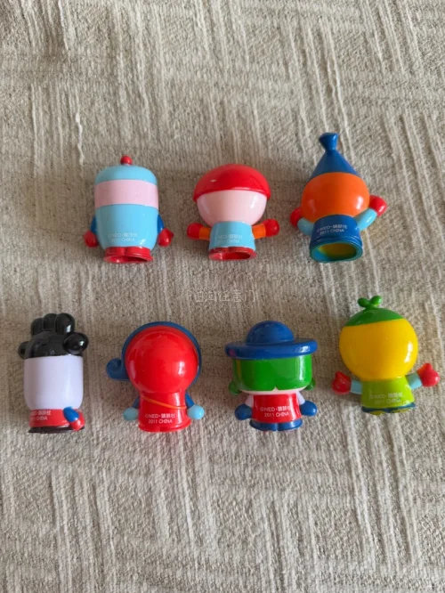 物流神速，包装严实，毛绒玩具完好无损！价格比国内便宜一半，10天就到手，简直是海淘神器！客服响应快，体验满分，强烈推荐给二次元小伙伴～