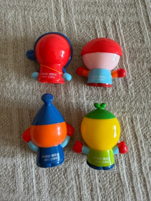 物流神速，包装严实，毛绒玩具完好无损！价格比国内便宜一半，10天就到手，简直是海淘神器！客服响应快，体验满分，强烈推荐给二次元小伙伴～