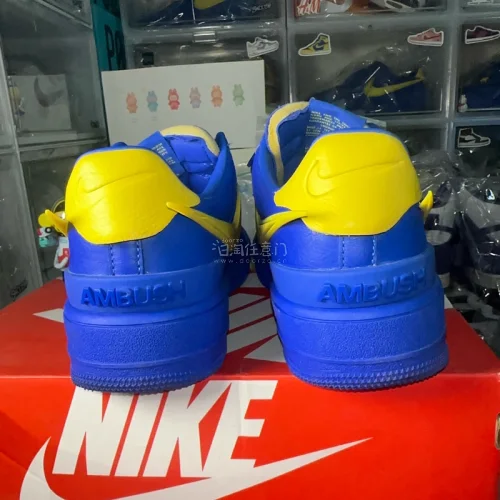 偶然发现这个app的刚下载的时候就送我优惠卷 还有积分 一登进去就很简洁明了 还价功能与留言功能齐全 沟通无障碍 而且最主要的就是淘到的东西都很性价比 有翻译功能 非常的好用 从我购买到拿到也很快的 拿到之后非常的满意? 会多用推荐给朋友的