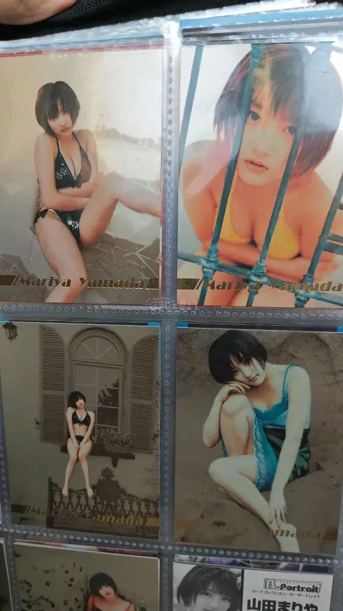 戴拿奥特曼麻衣队员的演员山田玛利亚的正版卡片，小时候就非常喜欢戴拿奥特曼和麻衣队员，现在终于淘到了喜欢的周边，非常开心，也祝平台的大家也能在任意门淘到自己喜欢的好物