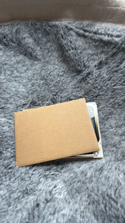 靠谱！代切很速度，没觉得有什么麻烦的，最喜欢的是申报填写很舒服～而且下单有优惠，希望多给点优惠券，物流很快，谷子安全落地，新箱服务里面还有放气泡柱～！安全下车！