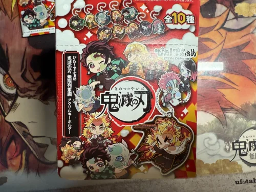 挖煤姬对于新手非常友好，单机切煤十分方便，走的是竹蜻蜓，东西包装严实没有损失购物体验超好。平台翻译很方便，不用懂日语也能轻松下单，支付流程简单，打包特别严实，物流速度也很稳。
