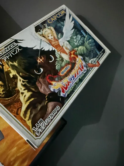 这次又购买了一些中古老游戏，包括MD的卡带，GBA的龙战士1，以及一枚DC游戏，打包很严实，物流也很快，非常满意！