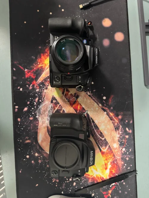 以非常便宜的价格买到了美能达的最后一代完美胶片机，还是很棒的，买来成色很好，然后拍起来的胶片也很有质感，我非常喜欢，嗯会推荐给朋友们，感谢任意门，感谢任意门。