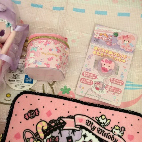 在挖煤姬入手三丽鸥小物体验超棒，操作简单、下单便捷，打包严实无破损，物流清晰可查，价格划算，可爱小物完好到手，日淘小物超省心～