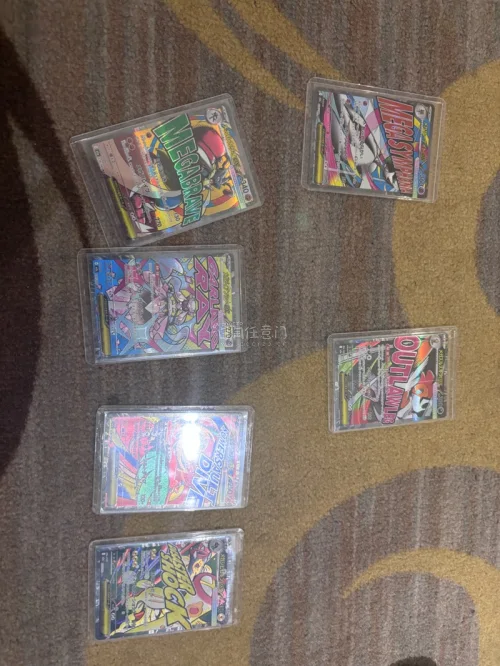 正好缺其中的几张价格实惠 还有卷更便宜了 唯一就是竹蜻蜓plus什么时候能回归哦 好多想买的但是税点有点高就不太舍得希望能早日回归竹蜻蜓plus