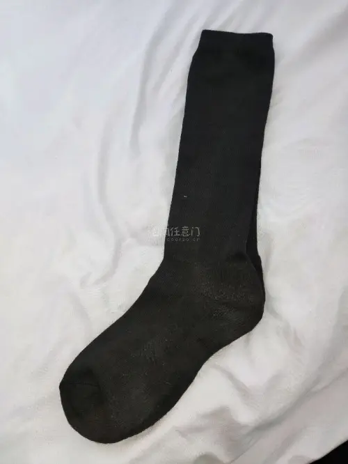 非常便利的购物方式，从初次遇到这件商品，到拿到不过一周的时间。站内购物的快捷便利，是超乎想象的。今后还会再来的，能遇到心爱的东瀛美物，真开心