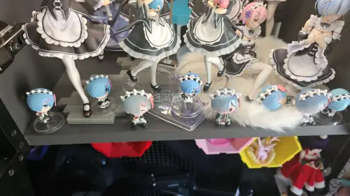 买了一堆蕾姆小鼻嘎！太可爱了！