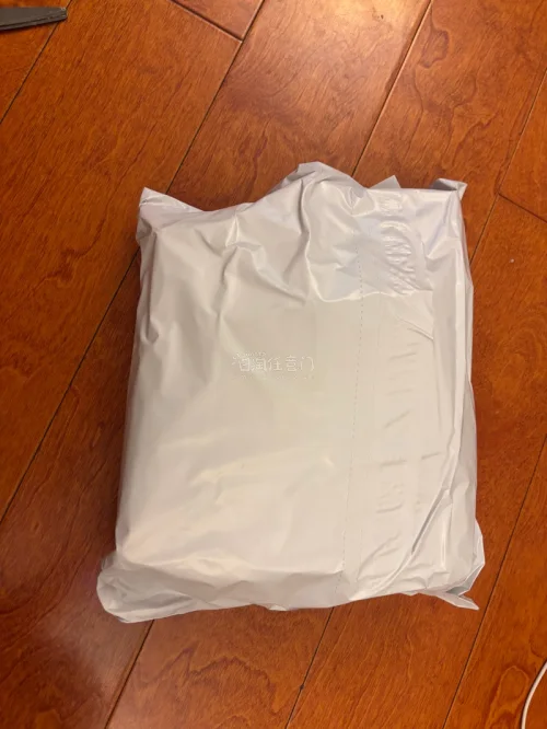 龙珠一番赏 童年篇的大集合系列 这种小盒非常适合
选用竹蜻蜓 运费省了好多 打包很好 多层的防护 时间也很快 非常满意