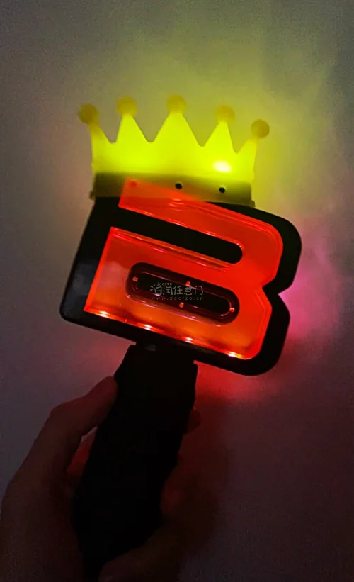 经过近日重大的线路调整之后又一单竹蜻蜓顺利收货啦 线路便宜方便 就是审核时间有所增加 可以理解毕竟包税线路取消了 感谢挖煤姬的工作人员^_^收到了十年前的应援棒 开心^_^