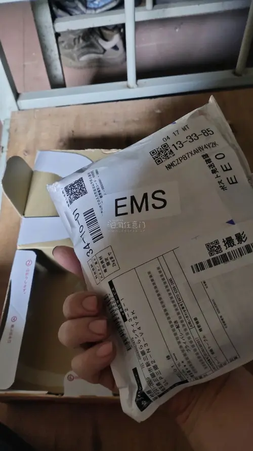 这次购买的先锋转换器到货了！东西不大，物品拿到手给我的感觉就是从外到内再到物品包装。整个包装过程我觉得无论是售卖店家还是日本邮政的工作人员做事的这个过程，给我的感觉就是非常细致。而且物品包得细致拆包特别方便！通过这几次的购物过程，给我的感觉就不物品打包工作做得太细了...