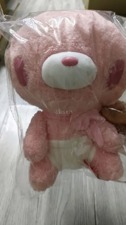 这次通过挖煤姬在闪电市场切到了喜欢的暴力熊玩偶，真的非常萌，状态很好，是全新带牌的，挖煤姬韩淘也非常方便，也有包税路线算下来很划算。