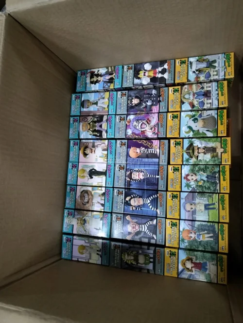 又来任意门淘货啦，大爱wcf，果断入了这一大套。虽然到手有一点点运损，但架不住价格真的不错，盒子也没啥压的，运气还行，希望多来一点大额优惠券，如果能自己填报报关单就好了，海关收税太夸张了…折合下来少划算。