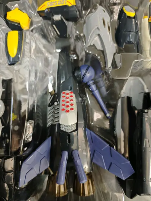 挖煤姬是一款非常好用的海淘软件，经常会有各种不同的优惠券，每隔几天都会发放一批新的优惠券。而且操作简单易上手，还有积分抵扣国际运费的活动。我依旧是选择海运的运输方式，从发货到签收只用了20天左右，对这个时效超级满意。春天适合安安静静的做模型。春日好物分享
这次在挖煤...