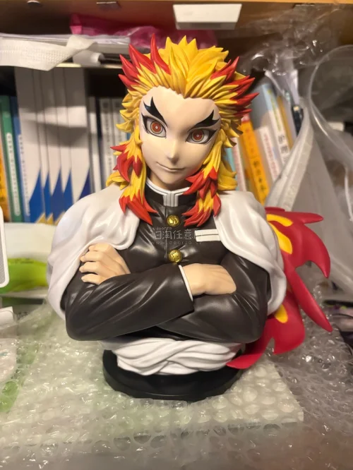 第一次切煤 是拍卖拍来的 物流走的是船运 到货仅用了12天的时间 非常的迅速 手办被保护的很好 特别帅气 期待下一次切煤