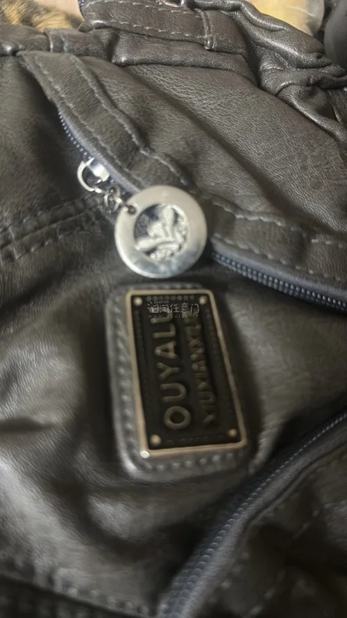 看看这高清的像素拍的质量，做旧款包包真的很绝啊！这颜值也太高了 物流速度也很快 物美价廉的天花板没得说了