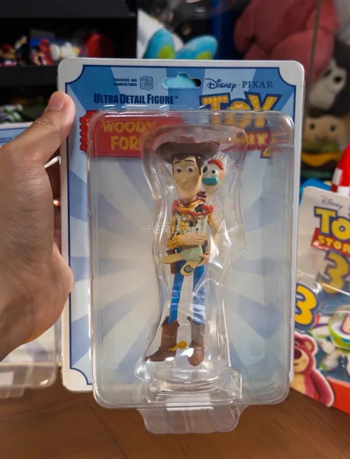 这一次的包装一如既往地给力，裹得严严实实，这次物流还挺快的，感觉没几天就到了。玩具也比较满意，价格优惠，描述也一致，总的来说非常满意，后续会继续支持任意门与挖煤姬平台！