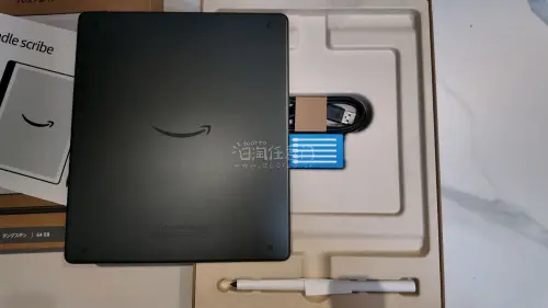 几乎全新的kindle scribe2024 64g 金属灰，记笔记和学习的好帮手，屏幕完好，还在保修期内。走的ems，快递时长还是很快的，清关要一点时间。非常满意的一次购物，挖煤机真的很方便！