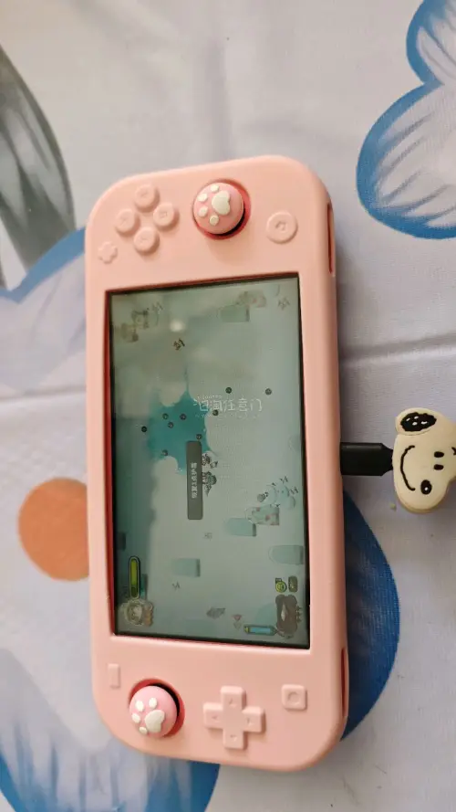 这个作为生日礼物送给妹妹的~收到的时候好新，电池也都好抗用的，而且我自己这段时间玩试试真是很不错~性价比很高！