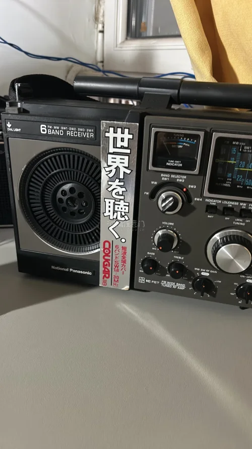 感谢平台给我提供购买这款收音机的渠道，非常满意。。。。。。。。。。。。。。。。。。。。。。一直会购买。也希望任意门和海关做好协调。方便我们散户购买。