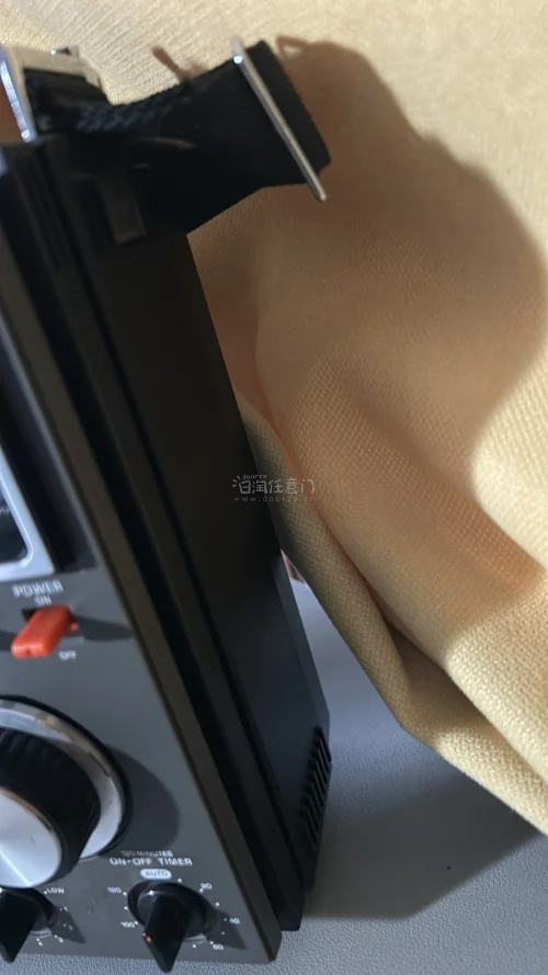 感谢平台给我提供购买这款收音机的渠道，非常满意。。。。。。。。。。。。。。。。。。。。。。一直会购买。也希望任意门和海关做好协调。方便我们散户购买。