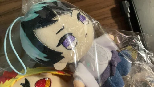 在挖煤姬上切了很多次！这次也依旧安全到家了，箱子和玩偶也是完好无损，到手第一时间就来拍照了，挖煤姬很给力???