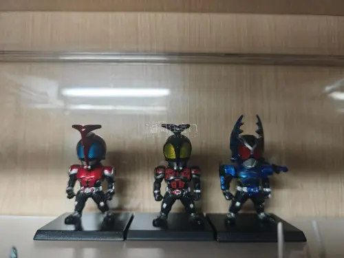 通过日淘任意门入手的假面骑士手办完美到手！包装严实防震，手办完好无损，细节涂装精致，性价比超高。平台代购流程顺畅，物流追踪清晰，客服沟通耐心专业。终于凑齐了心仪已久的系列，展示效果绝佳，强烈推荐给特摄同好们，下次还会再来光顾！