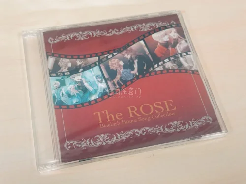 这次是小黑屋三件套，出物老师非常细心，寄过来的海报不卷不折也没有瑕疵，CD甚至是全新未拆的。包裹选了EMS速度非常快，任意门真的很好用