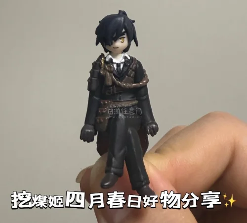 春日挖煤姬四月好物分享四月春风正好，终于可以带着心爱的宝贝出门踏青拍照啦～在挖煤姬淘到的一众二次元&amp;复古小手办，妥妥是我的春日氛围感灵魂好物！精致的刀剑乱舞小人细节拉满涂装细腻，人物神态、服饰纹路都完美还原原作，小巧轻便不占空间，随身放进包包里出门刚刚好。不...